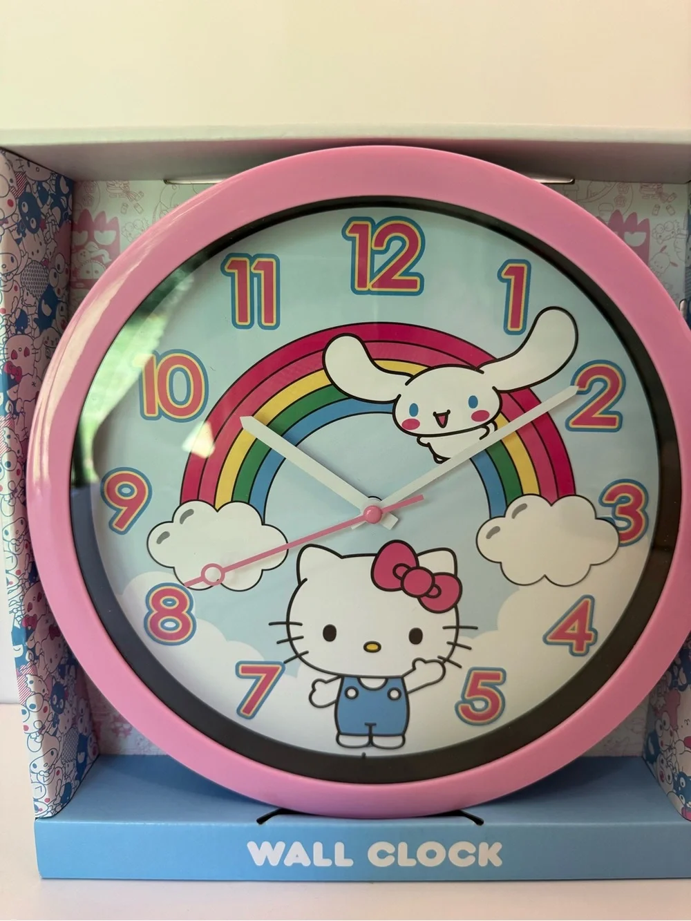 NIB Hello Kitty Pink Rainbow Character Wall Clock Cinnamoroll